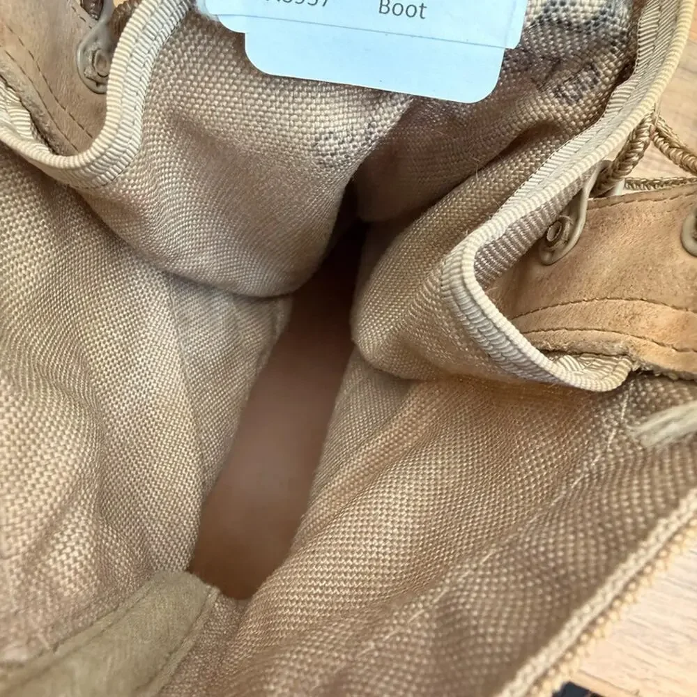 Vintage Wellco RO Search men size 9.5 Desert Combat Boots Tan Suede Military